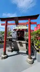 朝日稲荷神社の鳥居