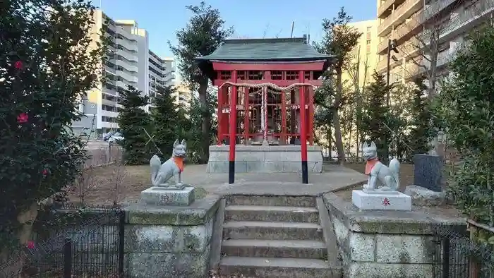 三町稲荷神社の建物その他