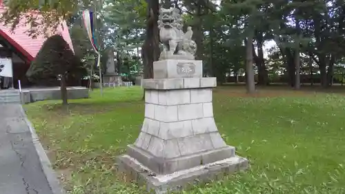 十勝護国神社の狛犬