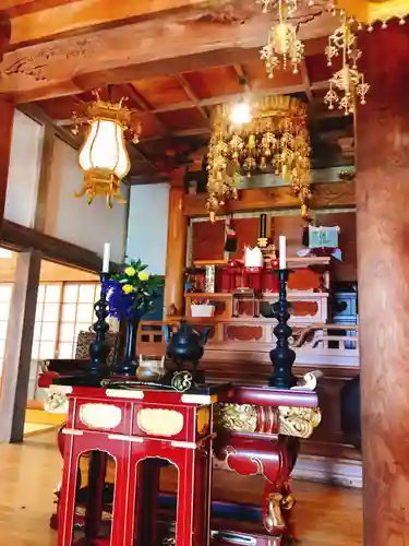 釣徳寺の本殿・本堂