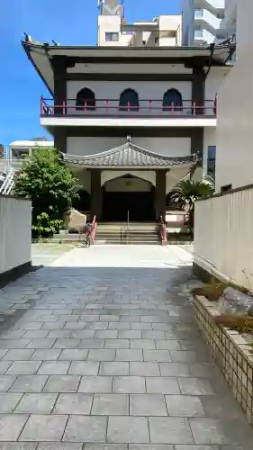 浄念寺の{uncategorized: "未分類", other: "その他", undefined: "問題あり", building: "その他建物", grave: "お墓", sacred_gate: "鳥居", guardian: "狛犬", statue: "像", buddha: "仏像", history: "歴史", nature: "自然", garden: "庭園", animal: "動物", pagoda: "塔", temizu: "手水舎", mountain_gate: "山門・神門", sanctuary: "本殿・本堂", subordinate: "末社・摂社", art: "芸術", scenery: "景色", jizo: "地蔵", ema: "絵馬", goshuin: "御朱印", omikuji: "おみくじ", items: "授与品その他", amulet: "お守り", goshuincho: "御朱印帳", eats: "食事", festival: "お祭り", votive_dance: "神楽", shichigosan: "七五三参", wedding: "結婚式", experience: "体験その他", initially: "初詣", around: "周辺", anti_infection: "感染症対策"}