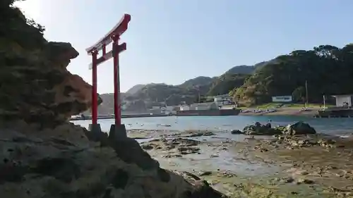 白嶋神社の鳥居