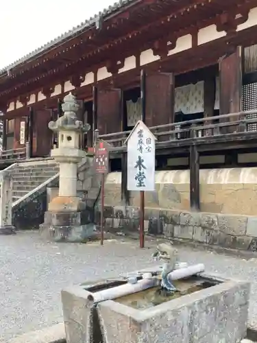 當麻寺の本殿・本堂