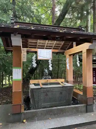 新屋山神社(山梨県)