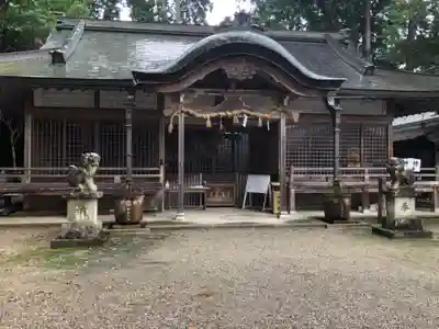 積田神社の本殿・本堂