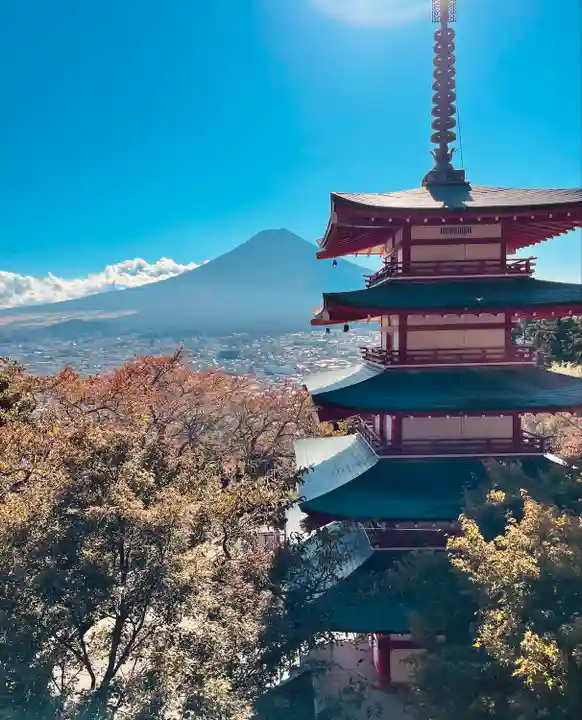 新倉富士浅間神社(山梨県)