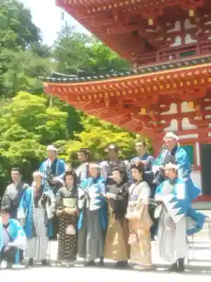 高幡不動尊　金剛寺の{uncategorized: "未分類", other: "その他", undefined: "問題あり", building: "その他建物", grave: "お墓", sacred_gate: "鳥居", guardian: "狛犬", statue: "像", buddha: "仏像", history: "歴史", nature: "自然", garden: "庭園", animal: "動物", pagoda: "塔", temizu: "手水舎", mountain_gate: "山門・神門", sanctuary: "本殿・本堂", subordinate: "末社・摂社", art: "芸術", scenery: "景色", jizo: "地蔵", ema: "絵馬", goshuin: "御朱印", omikuji: "おみくじ", items: "授与品その他", amulet: "お守り", goshuincho: "御朱印帳", eats: "食事", festival: "お祭り", votive_dance: "神楽", shichigosan: "七五三参", wedding: "結婚式", experience: "体験その他", initially: "初詣", around: "周辺", anti_infection: "感染症対策"}