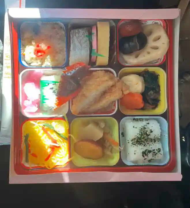 東寺(教王護国寺)の{uncategorized: "未分類", other: "その他", undefined: "問題あり", building: "その他建物", grave: "お墓", sacred_gate: "鳥居", guardian: "狛犬", statue: "像", buddha: "仏像", history: "歴史", nature: "自然", garden: "庭園", animal: "動物", pagoda: "塔", temizu: "手水舎", mountain_gate: "山門・神門", sanctuary: "本殿・本堂", subordinate: "末社・摂社", art: "芸術", scenery: "景色", jizo: "地蔵", ema: "絵馬", goshuin: "御朱印", omikuji: "おみくじ", items: "授与品その他", amulet: "お守り", goshuincho: "御朱印帳", eats: "食事", festival: "お祭り", votive_dance: "神楽", shichigosan: "七五三参", wedding: "結婚式", experience: "体験その他", initially: "初詣", around: "周辺", anti_infection: "感染症対策"}