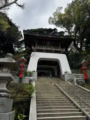 江島神社の山門・神門