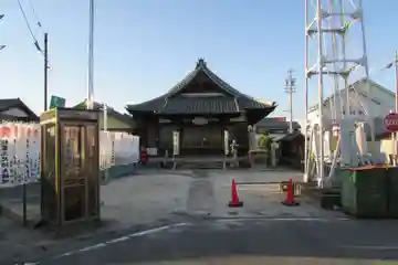 秋葉寺の本殿・本堂