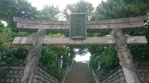 品川神社の鳥居
