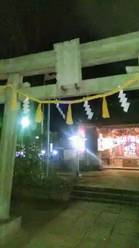 豊玉氷川神社の鳥居