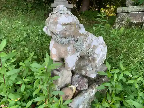 東宮神社の狛犬