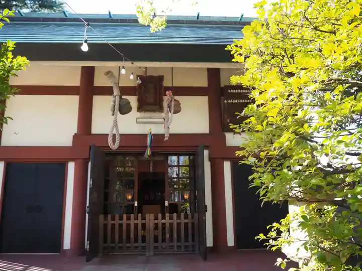 大川町氷川神社の本殿・本堂