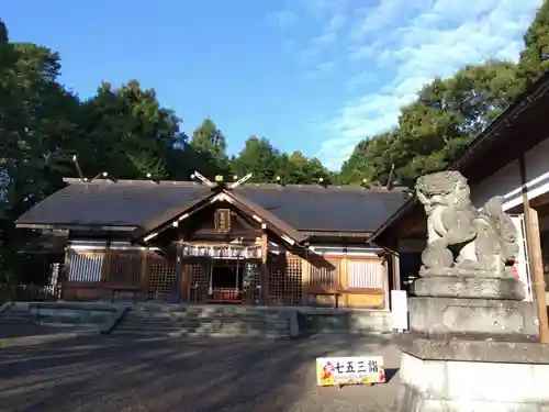 足羽神社の本殿