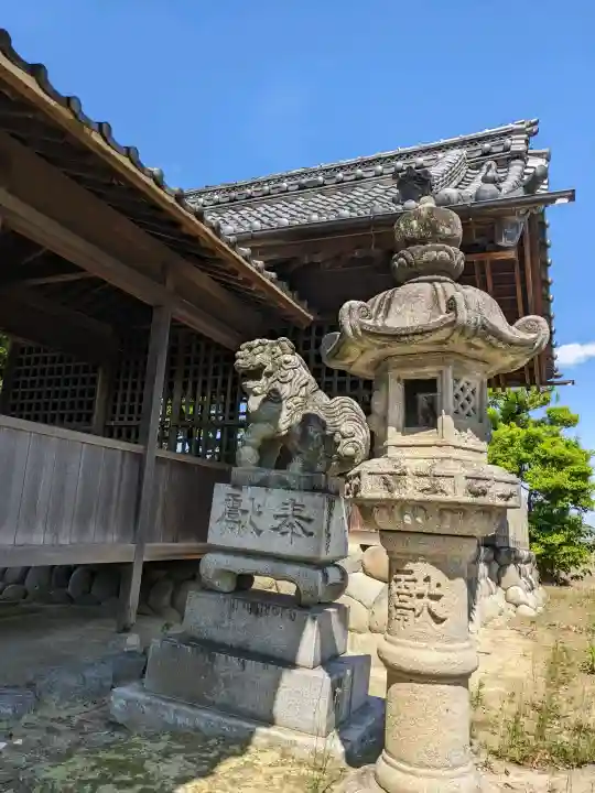 八幡社(堀之内)の{uncategorized: "未分類", other: "その他", undefined: "問題あり", building: "その他建物", grave: "お墓", sacred_gate: "鳥居", guardian: "狛犬", statue: "像", buddha: "仏像", history: "歴史", nature: "自然", garden: "庭園", animal: "動物", pagoda: "塔", temizu: "手水舎", mountain_gate: "山門・神門", sanctuary: "本殿・本堂", subordinate: "末社・摂社", art: "芸術", scenery: "景色", jizo: "地蔵", ema: "絵馬", goshuin: "御朱印", omikuji: "おみくじ", items: "授与品その他", amulet: "お守り", goshuincho: "御朱印帳", eats: "食事", festival: "お祭り", votive_dance: "神楽", shichigosan: "七五三参", wedding: "結婚式", experience: "体験その他", initially: "初詣", around: "周辺", anti_infection: "感染症対策"}