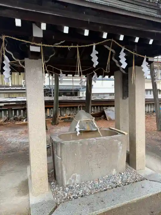 八剣神社の{uncategorized: "未分類", other: "その他", undefined: "問題あり", building: "その他建物", grave: "お墓", sacred_gate: "鳥居", guardian: "狛犬", statue: "像", buddha: "仏像", history: "歴史", nature: "自然", garden: "庭園", animal: "動物", pagoda: "塔", temizu: "手水舎", mountain_gate: "山門・神門", sanctuary: "本殿・本堂", subordinate: "末社・摂社", art: "芸術", scenery: "景色", jizo: "地蔵", ema: "絵馬", goshuin: "御朱印", omikuji: "おみくじ", items: "授与品その他", amulet: "お守り", goshuincho: "御朱印帳", eats: "食事", festival: "お祭り", votive_dance: "神楽", shichigosan: "七五三参", wedding: "結婚式", experience: "体験その他", initially: "初詣", around: "周辺", anti_infection: "感染症対策"}