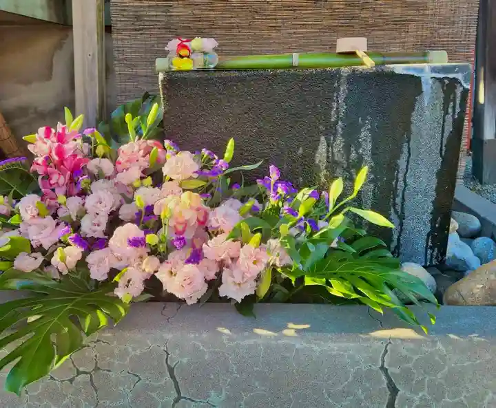 上尾御嶽神社の手水舎