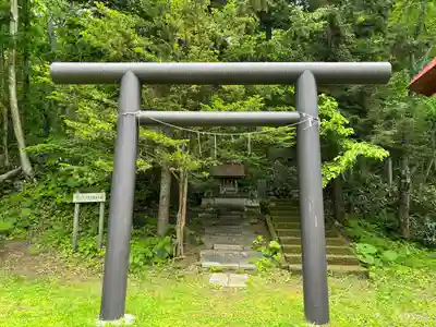 定山渓神社の末社・摂社