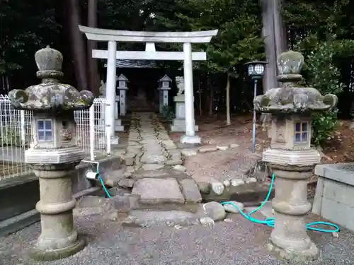 立志神社の鳥居