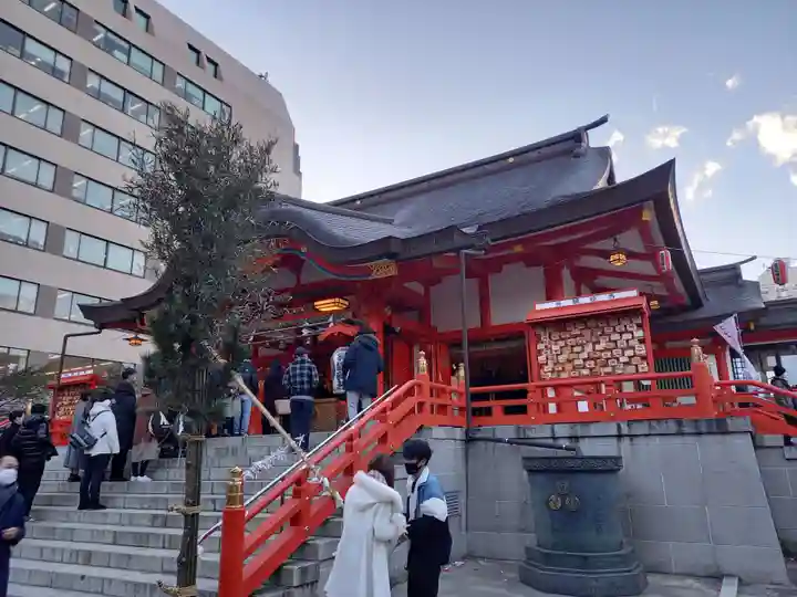 花園神社の本殿・本堂