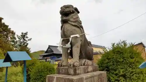 出雲神社の狛犬