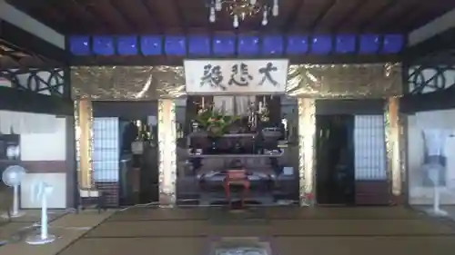 大慈寺の本殿・本堂