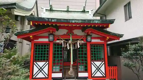 坐摩神社の本殿