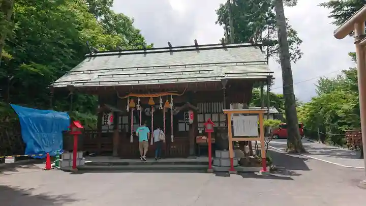 伊香保神社の本殿・本堂