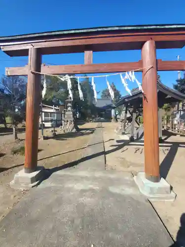 久伊豆大雷神社合殿の鳥居