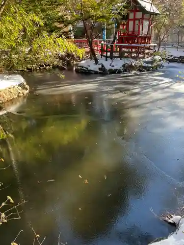 白石神社の庭園