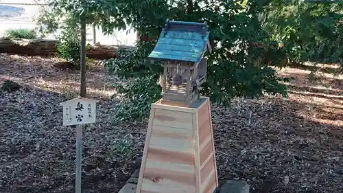 鶴峯八幡宮の末社・摂社
