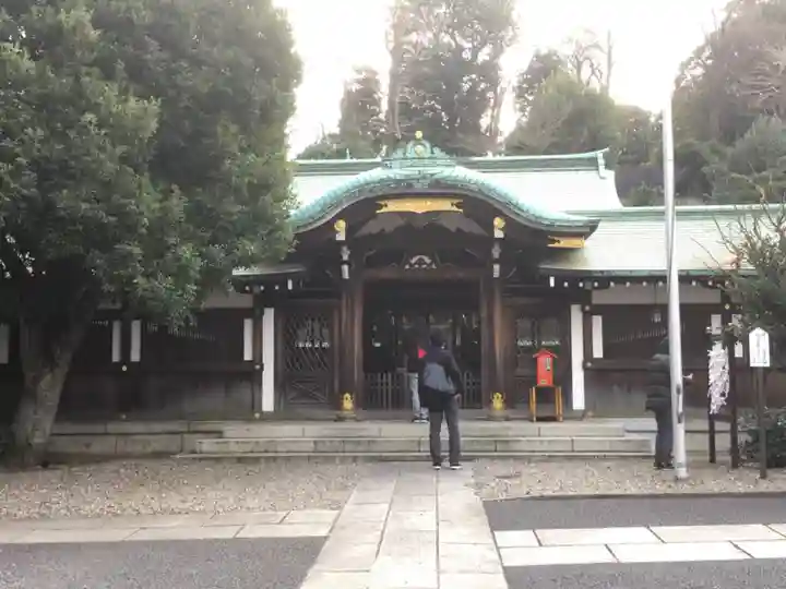 白金氷川神社の本殿・本堂
