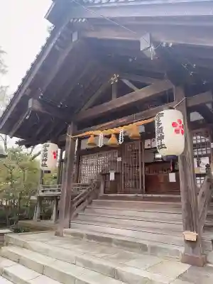 宇多須神社の{uncategorized: "未分類", other: "その他", undefined: "問題あり", building: "その他建物", grave: "お墓", sacred_gate: "鳥居", guardian: "狛犬", statue: "像", buddha: "仏像", history: "歴史", nature: "自然", garden: "庭園", animal: "動物", pagoda: "塔", temizu: "手水舎", mountain_gate: "山門・神門", sanctuary: "本殿・本堂", subordinate: "末社・摂社", art: "芸術", scenery: "景色", jizo: "地蔵", ema: "絵馬", goshuin: "御朱印", omikuji: "おみくじ", items: "授与品その他", amulet: "お守り", goshuincho: "御朱印帳", eats: "食事", festival: "お祭り", votive_dance: "神楽", shichigosan: "七五三参", wedding: "結婚式", experience: "体験その他", initially: "初詣", around: "周辺", anti_infection: "感染症対策"}