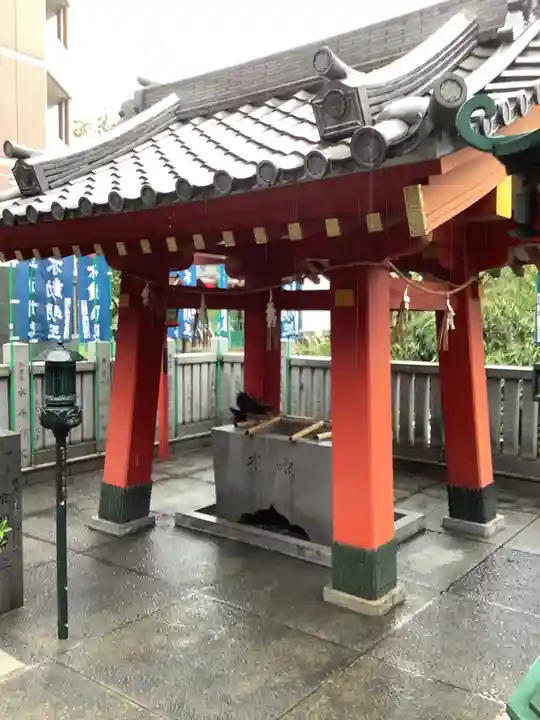 成田山 萬福院の手水舎