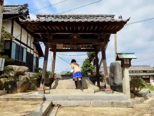 勝岡八幡神社の手水舎
