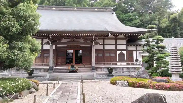 宝泉寺の本殿・本堂