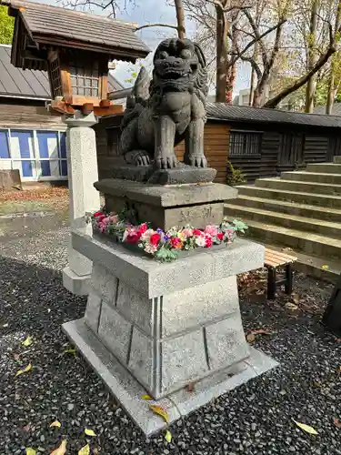 札幌諏訪神社の狛犬