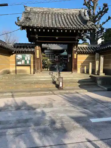 興徳寺の山門・神門