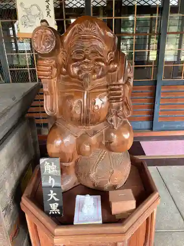 長泉寺の像