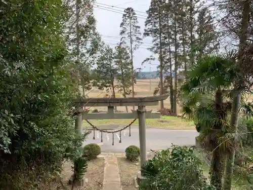 皇産霊神社の鳥居