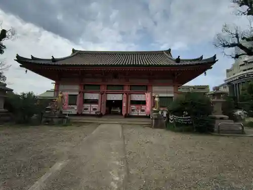 愛染堂勝鬘院の本殿・本堂