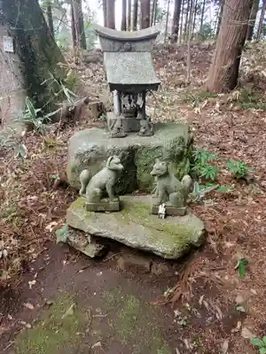 磯部稲村神社の末社・摂社
