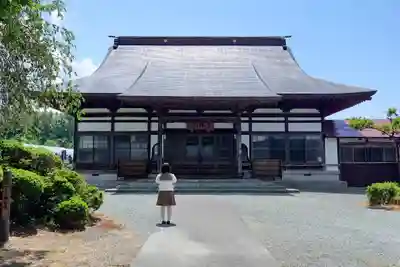 竜泉寺の本殿・本堂