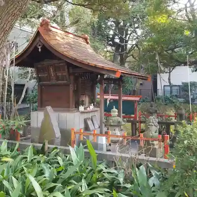 駒止稲荷神社の末社・摂社