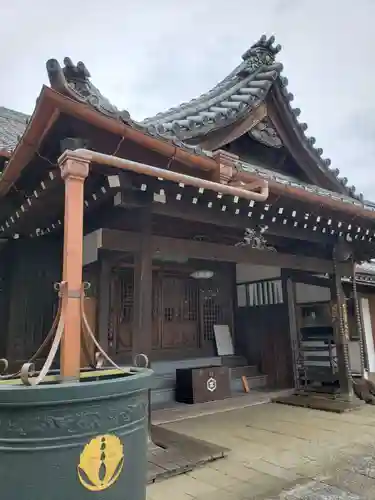 清岸寺の本殿・本堂