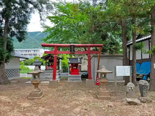 水上布奈山神社の末社