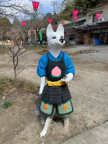 桃太郎神社の狛犬