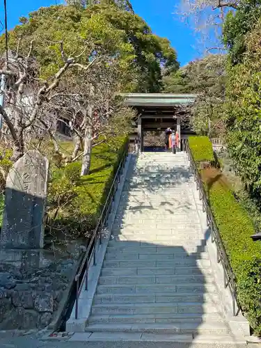 荏柄天神社の山門