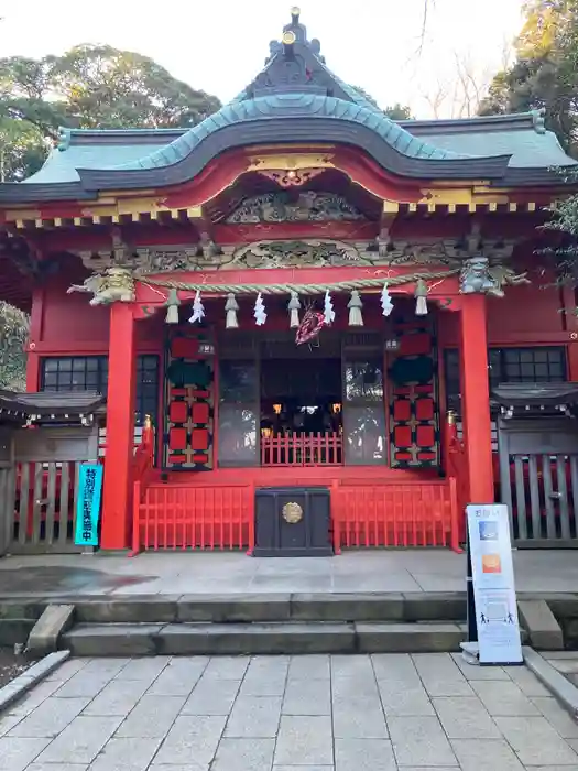 江島神社の本殿